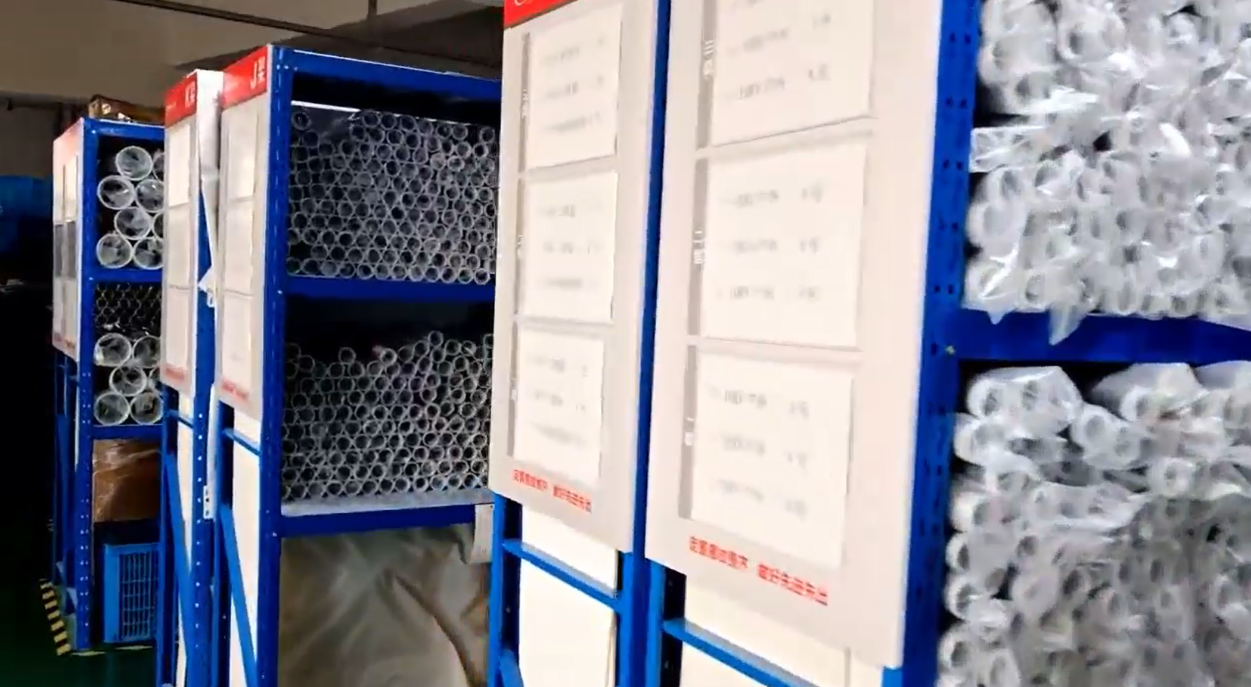 Minsai warehouse display